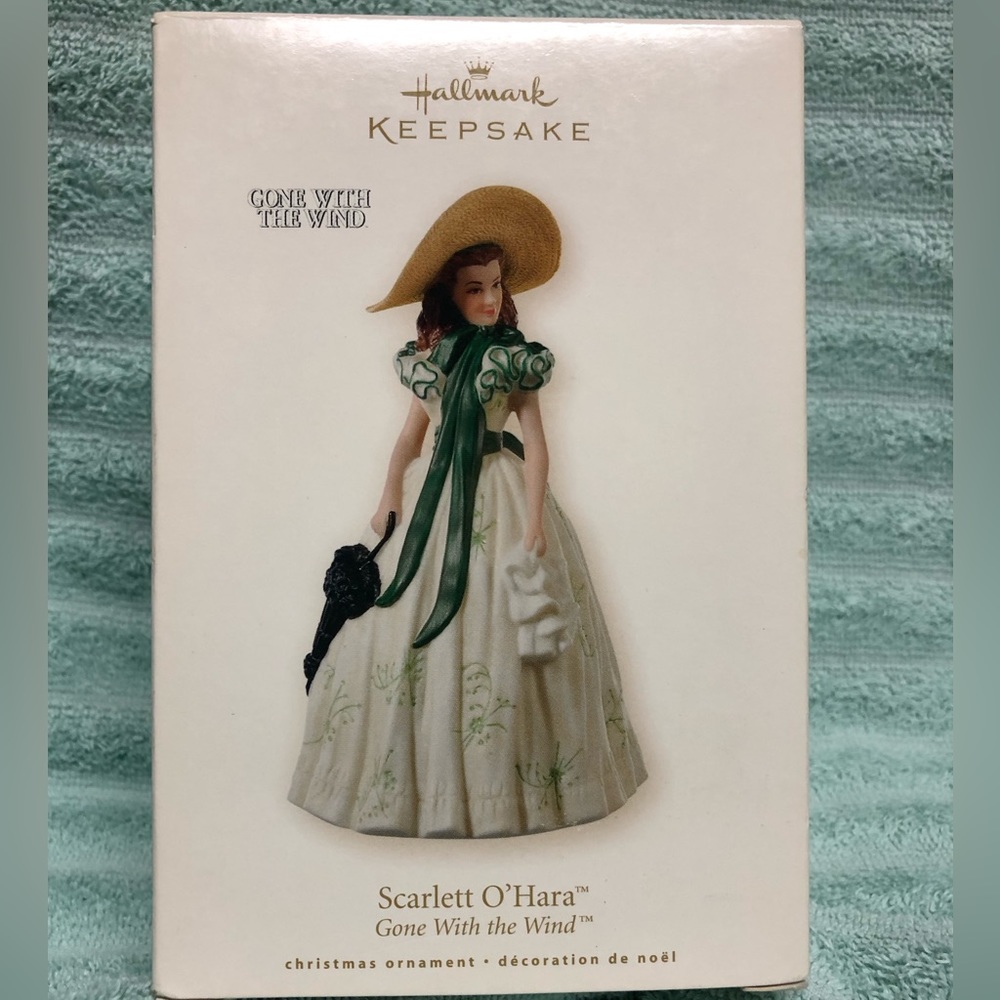 Hallmark Keepsake Scarlett O’Hara Gone with the wind Ornament. NIB. box damage.